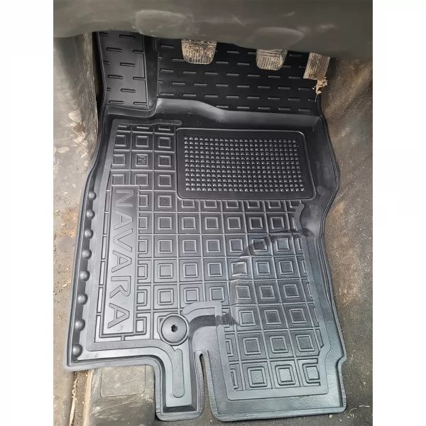 Polyurethane interior mats  NISSAN Navara KingCab (2005>) - 2