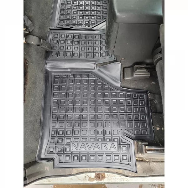 Polyurethane interior mats  NISSAN Navara KingCab (2005>) - 6