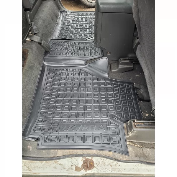 Polyurethane interior mats  NISSAN Navara KingCab (2005>) - 7