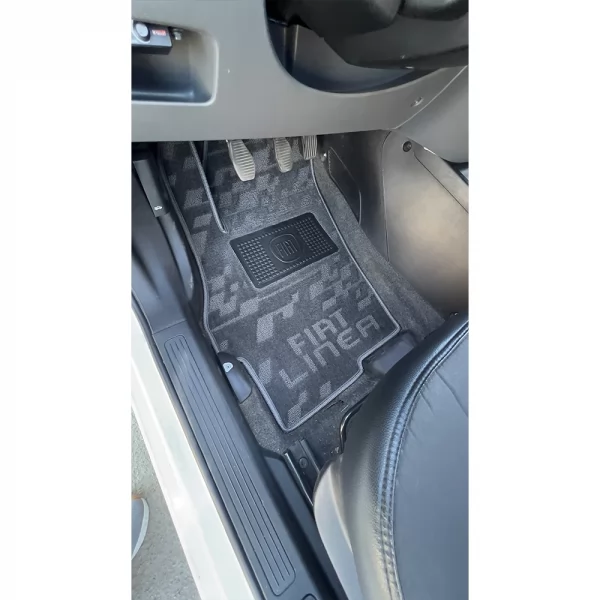Textile mats in the car interior FIAT Linea - 1