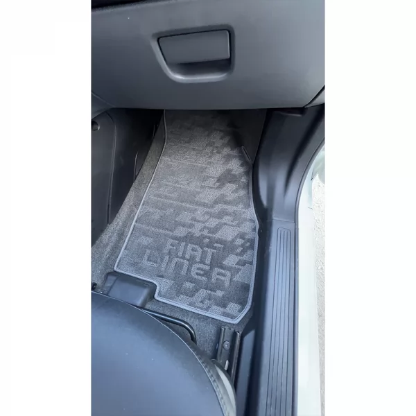 Textile mats in the car interior FIAT Linea - 3