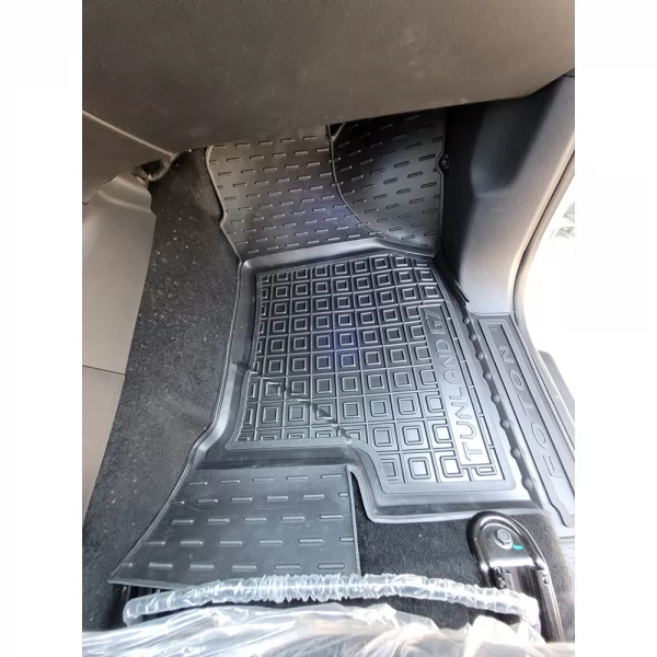 Килимки салону поліуретанові  Foton (Фотон) Tunland G7 - 3