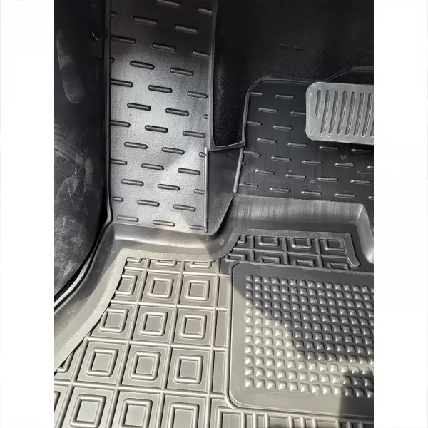 Килимки салону поліуретанові  BYD (БіАйДі) Song L  - 1