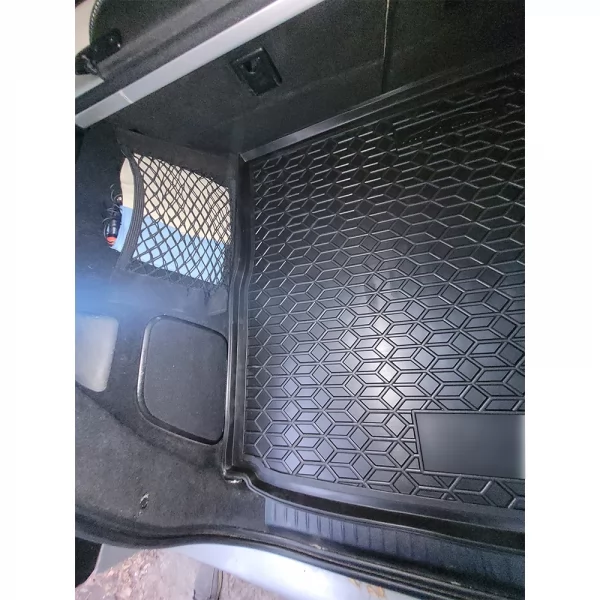 Килимки багажнику поліуретанові LEXUS (Лексус) CT200h (2011-2022) - 4