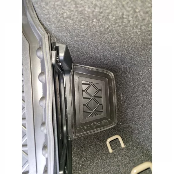 Килимки багажнику поліуретанові    VW (ФольксВаген) Tiguan (2024>) - 2