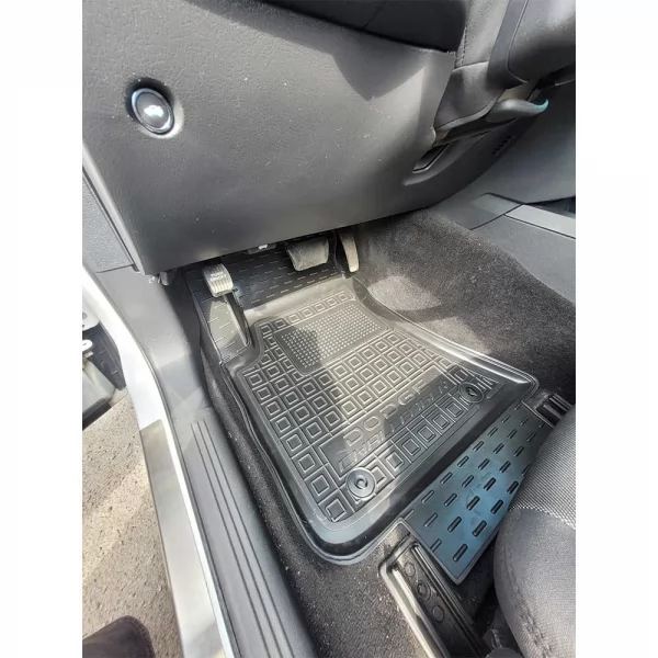 Килимки салону поліуретанові     DODGE (Додж) Challenger III (2008>) - 2