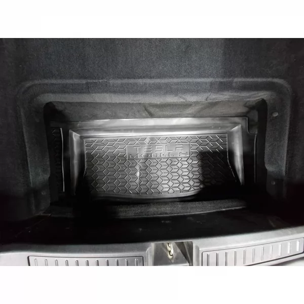 Килимки багажнику поліуретанові задній (нижня ніша) TESLA (Тесла) Model S (2012-2020)