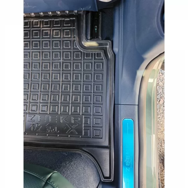 Килимки салону поліуретанові     ZEEKR (Зікр) X (2021>) - 9