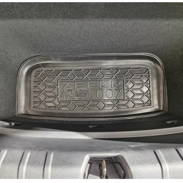 Килимки багажнику поліуретанові (нижня полиця) ZEEKR (Зікр) 007 (2024>) - 1