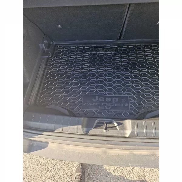 Килимки багажнику поліуретанові нп JEEP (Джип) Avenger EV (2023>) - 1