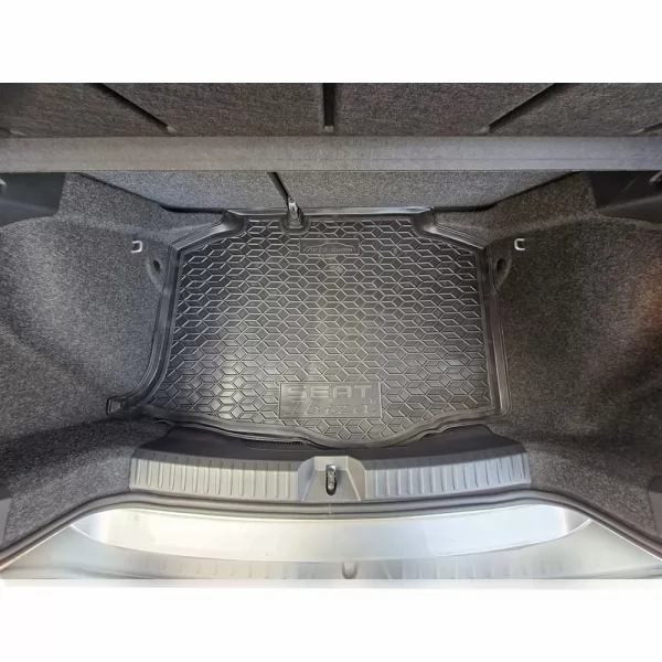 Килимки багажнику (2018) хетчбек SEAT (Сеат) Ibiza (2012>) (3;5 дв.) - 1