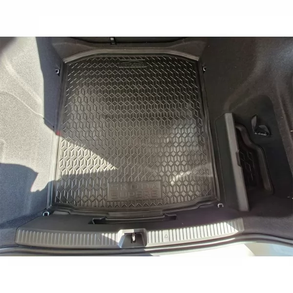 Килимки багажнику поліуретанові SKODA (Шкода) SuperB IV (2024>)