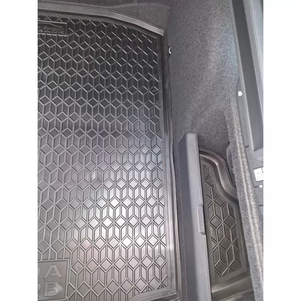 Килимки багажнику поліуретанові SKODA (Шкода) SuperB IV (2024>) - 4