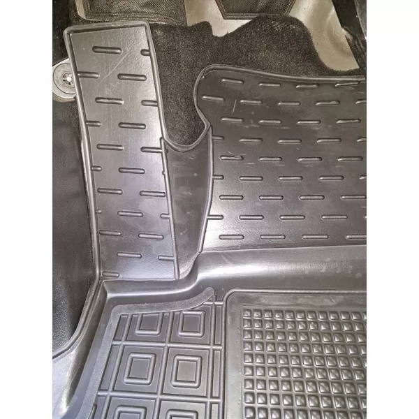 Килимки салону поліуретанові водій JAC (Джак) T9 - 4