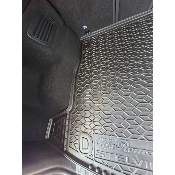 Килимки багажнику поліуретанові (без сабвуфера 2 вуха) ALFA ROMEO (Альфа Ромео) Stelvio (2017>) - 4