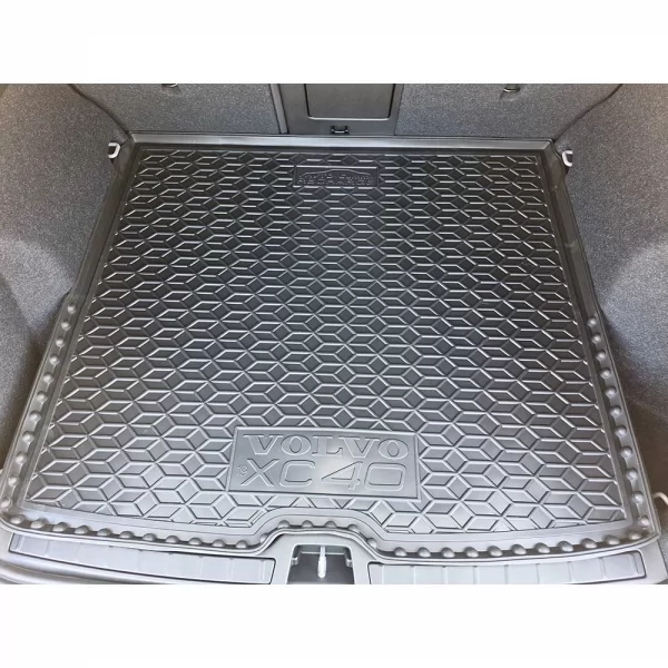 Килимки багажнику поліуретанові  VOLVO (Вольво) XC40 Recharge (2020>) (РHEV) MOD
