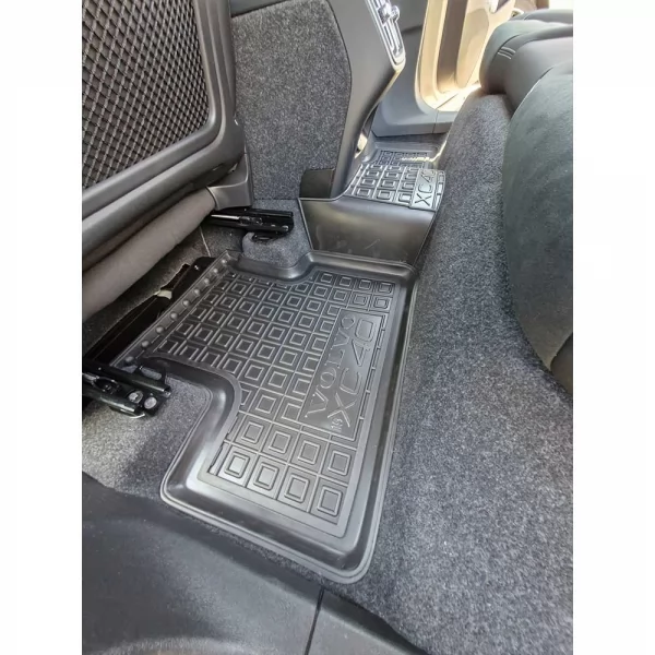 Килимки салону полiуритановi VOLVO (Вольво) XC40 Recharge (2020>) (РHEV) MOD - 9