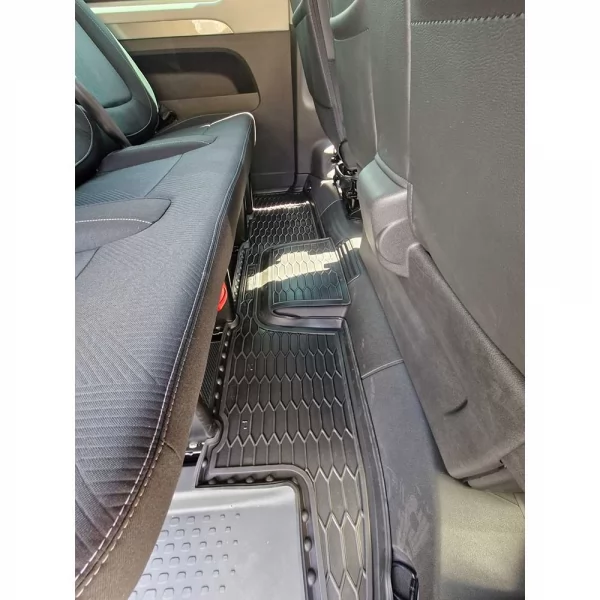 Polyurethane interior mats (one side door) RENAULT Trafic lll (2015>) (2nd row) - 1