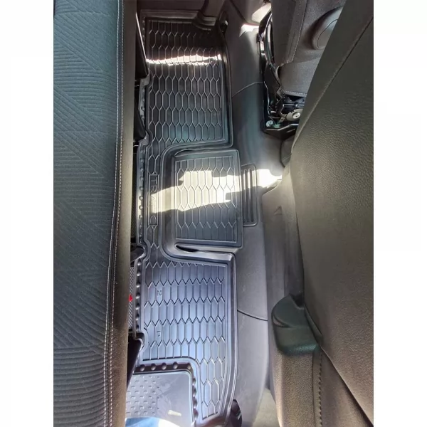 Polyurethane interior mats (one side door) RENAULT Trafic lll (2015>) (2nd row) - 3