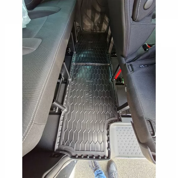 Килимки салону полiуритановi (одні бічні двері) RENAULT (Рено) Trafic lll (2015>) (3-й ряд)