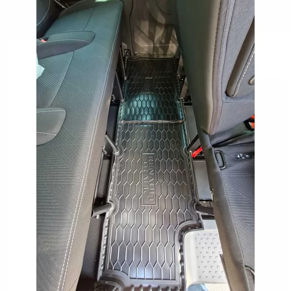 Polyurethane interior mats (one side door) RENAULT Trafic lll (2015>) (3rd row) - 1