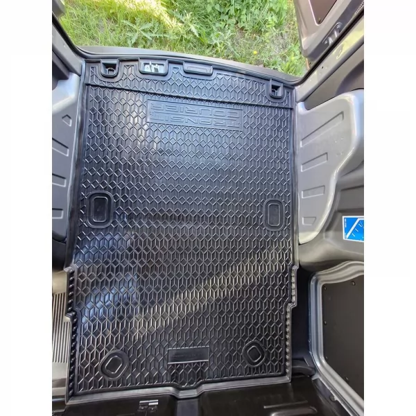 Polyurethane trunk mats FORD Transit Courier (2025>) 1+1 cargo - 3