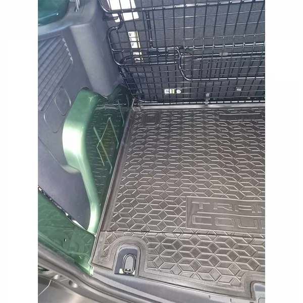 Polyurethane trunk mats (Transit Courier (2025>)) FORD Transit TOURNEO Courier (2025>) pas.  - 3
