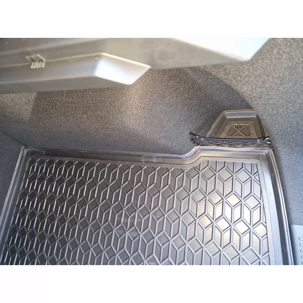 Килимки багажнику поліуретанові  MORRIS GARAGES (Моріс Гараж) One (2021>) - 8