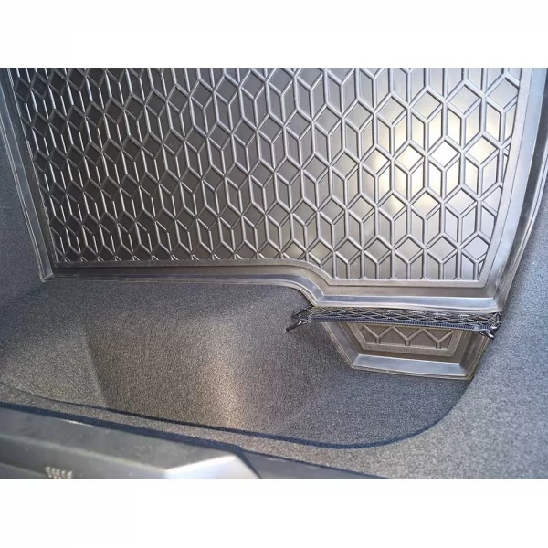 Килимки багажнику поліуретанові  MORRIS GARAGES (Моріс Гараж) One (2021>) - 9