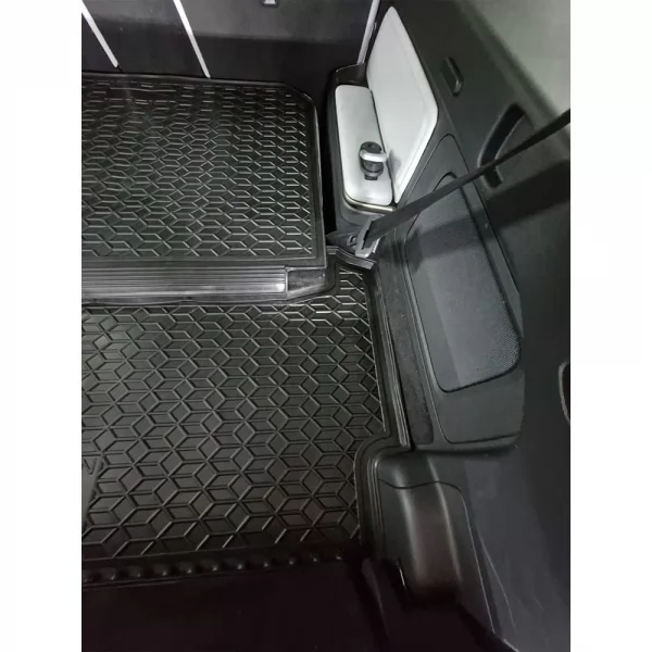 Килимок багажнику полiуритановий (задній) RIVIAN R1/S (2021>) (7місць)  - 2