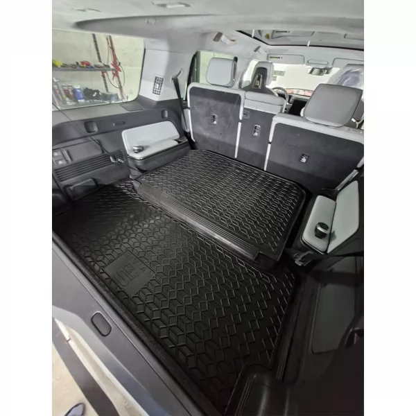 Килимок багажнику полiуритановий (задній) RIVIAN R1/S (2021>) (7місць)  - 3