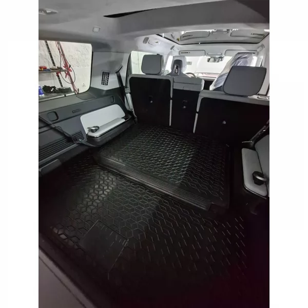 Килимок багажнику полiуритановий (задній) RIVIAN R1/S (2021>) (7місць)  - 7