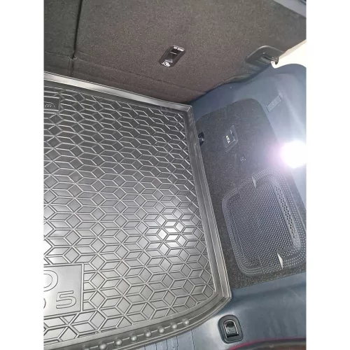 Килимки багажнику поліуретанові BYD (БіАйДі) Leopard 5 (Hybrid) - 1