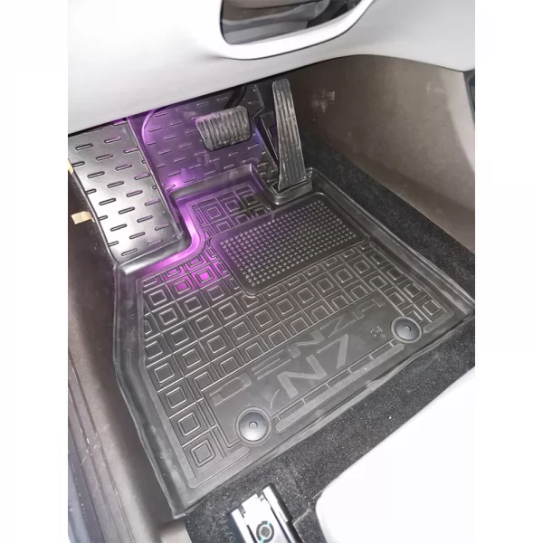 Polyurethane interior mats DENZA N7