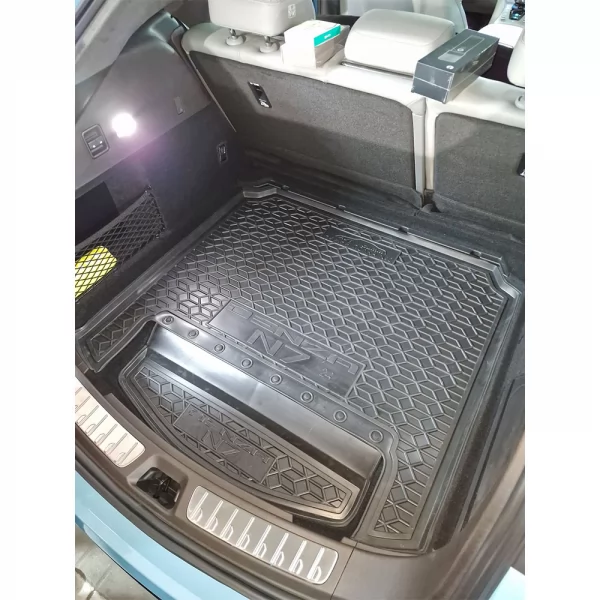 Polyurethane trunk mats (bottom shelf №2) DENZA N7