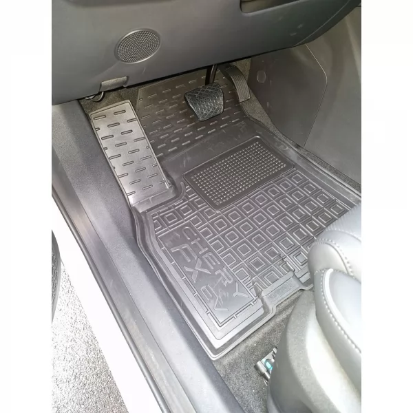 Килимки салону поліуретанові                CHERY (Чері) FX (EV)