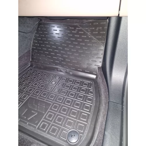 Килимки салону поліуретанові                LI LIXIANG L7 (hybrid) - 3