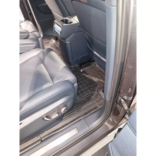 Килимки салону поліуретанові 2-й, 3-й ряд) салон з 2-х частин LYNK & CO 900 Em-P - 1