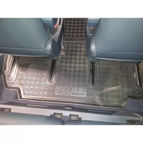 Килимки салону поліуретанові 2-й, 3-й ряд) салон з 2-х частин LYNK & CO 900 Em-P - 4