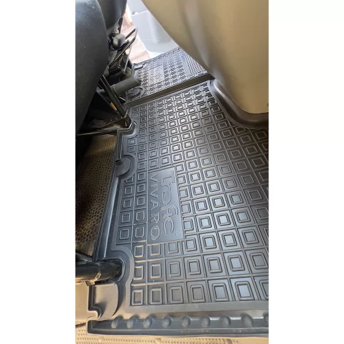 Килимки салону поліуретанові (пасажир)             OPEL (Опель) Vivaro (2002>) - 1