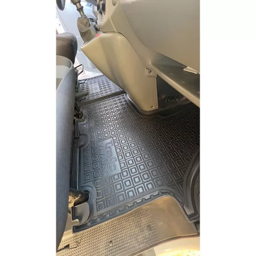 Polyurethane interior mats (passenger) RENAULT Trafic ll (2002>) - 2