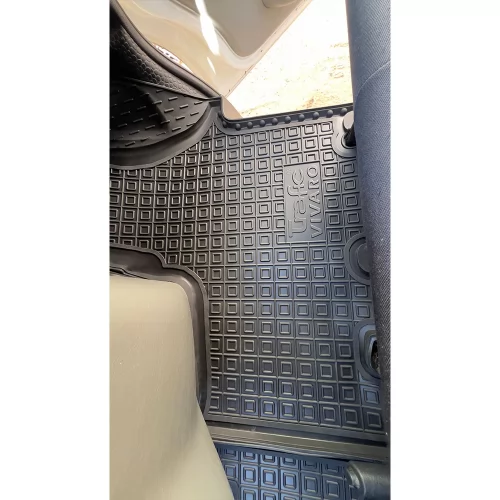 Polyurethane interior mats (passenger) RENAULT Trafic ll (2002>) - 4