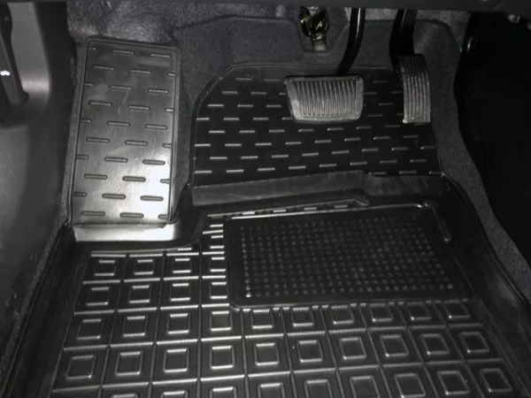 Килимки салону поліуретанові HYUNDAI (Хюндай) Creta - 1