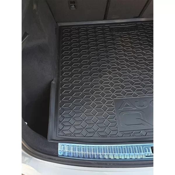 Килимки багажнику поліуретанові AUDI (Ауді) Q3 (2020>) - 2