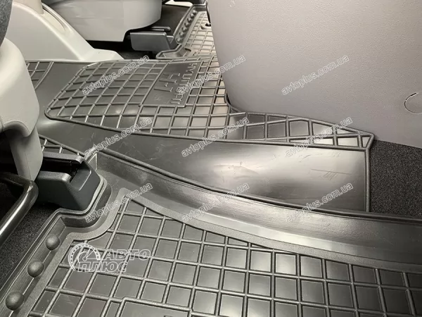 Килимки салону поліуретанові HYUNDAI (Хюндай) H-1 (2008>) (1+1 1-й ряд) - 3