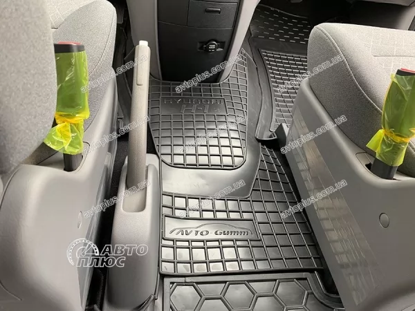 Килимки салону поліуретанові HYUNDAI (Хюндай) H-1 (2008>) (1+1 1-й ряд) - 5