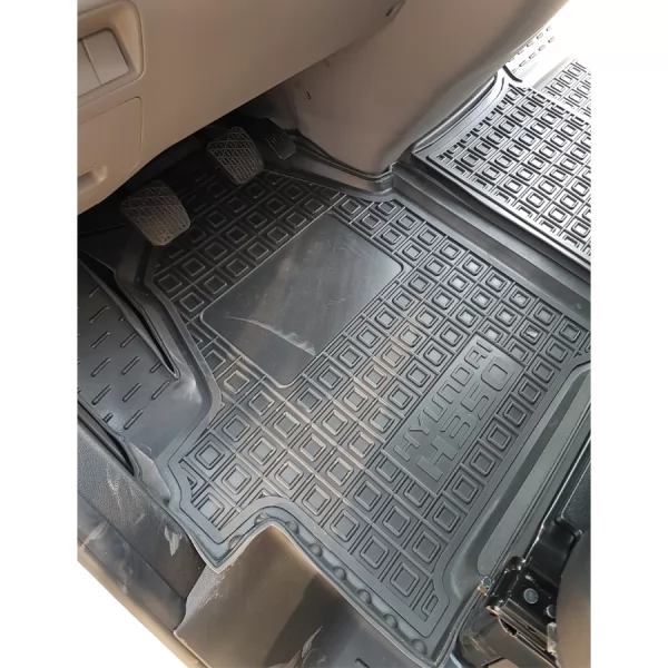 Килимки салону поліуретанові HYUNDAI (Хюндай) H350 (2014>) 