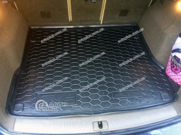 Килимки багажнику поліуретанові AUDI (Ауді) Q5 (2009>) - 3