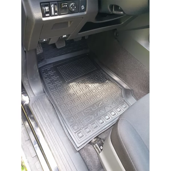 Polyurethane interior mats ISUZU D-Max (2020>)