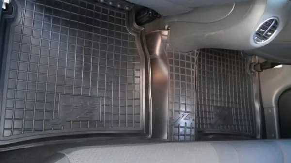 Килимки салону поліуретанові JAC (Джак) J6 - 7